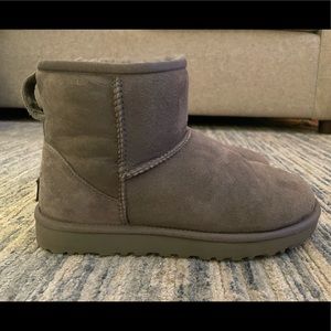 COPY - UGG Classic Mini Short